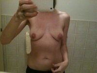 Có thể treo sa trễ cho ngực nhỏ mà không cần đặt túi độn không?