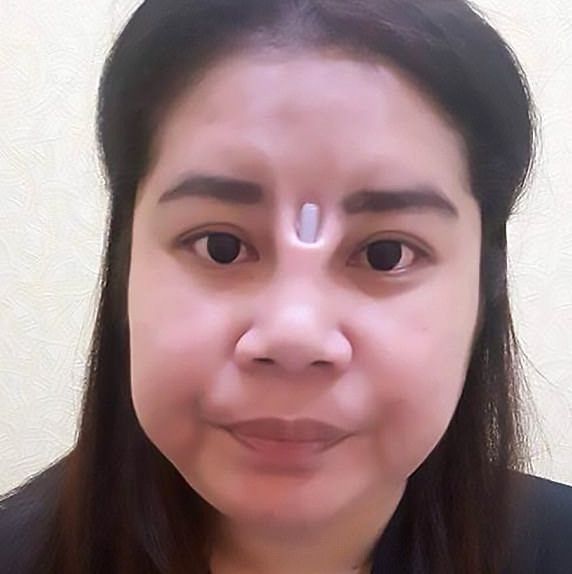 tin 5 ảnh thủng sống mũi