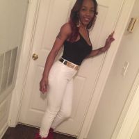 Tôi muốn đặt túi độn mông. Khi nào nên ngừng hút thuốc