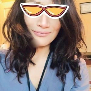 Môi trên sưng to sau khi tiêm Restylane có bình thường không? Tôi đang lo bị biến chứng