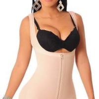 Tôi bị bầm tím nặng hơn sau khi mặc đồ nịt - có bình thường không? Tôi bị bầm tím nặng hơn sau khi mặc đồ nịt - có bình thường không?