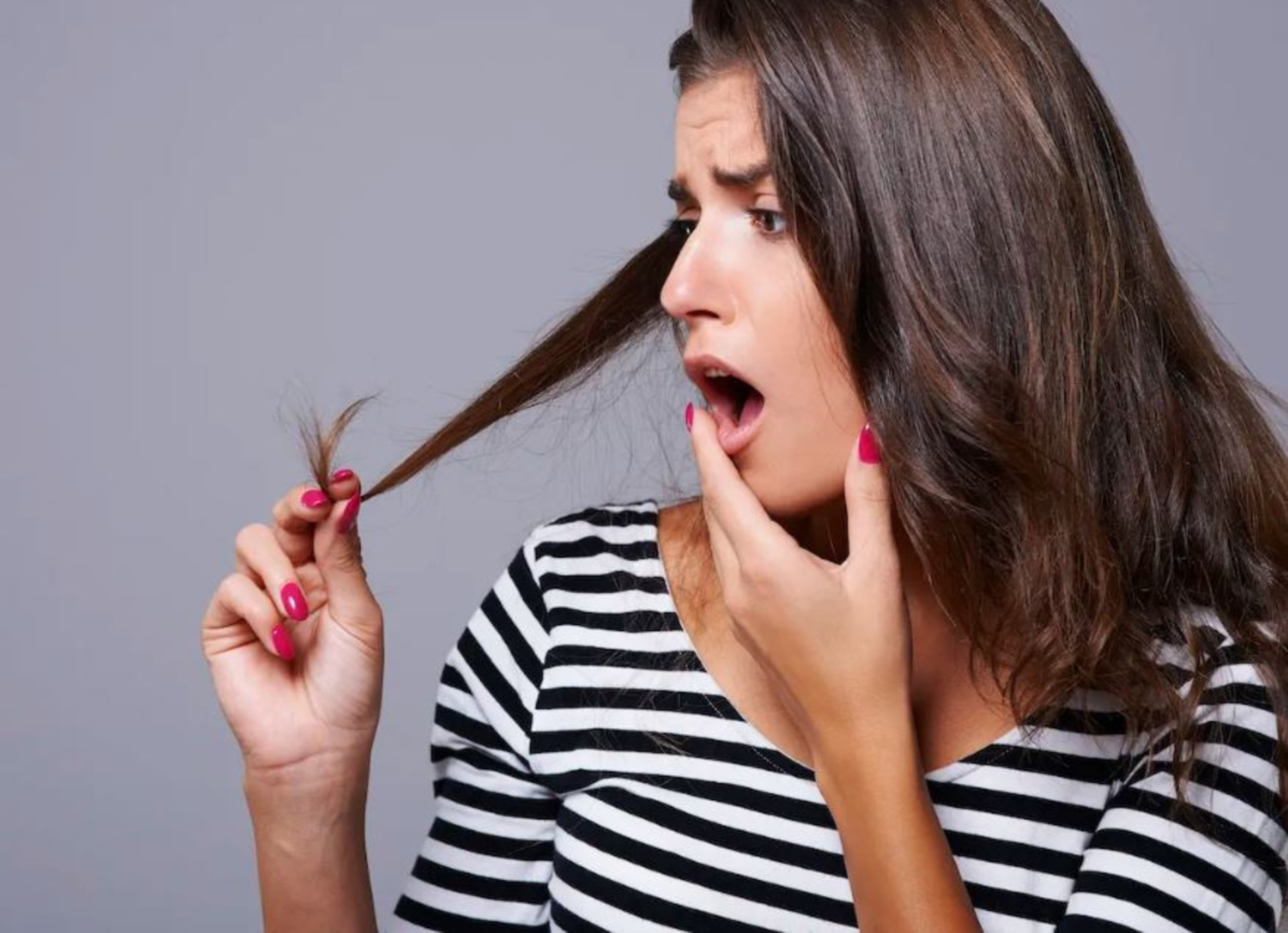 Nguyên nhân có nhiều tóc sâu? Có nên nhổ không? Nhiều tóc sâu có gây rụng tóc và hói đầu không?