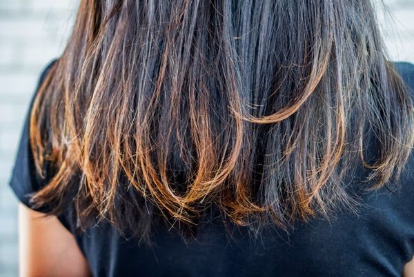 10 cách khắc phục và ngăn ngừa tóc chẻ ngọn