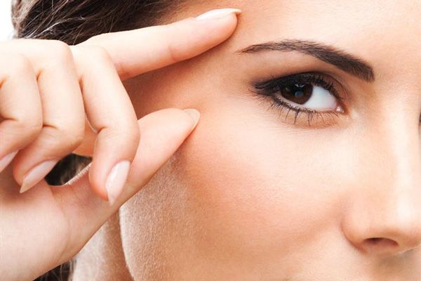 xoa nep nhan tren da