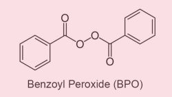 Benzoyl peroxide – một trong những hoạt chất trị mụn chhiệu quả nhất
