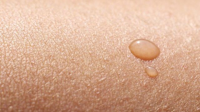 Mất bao lâu để các hoạt chất trong mỹ phẩm thẩm thấu vào da?