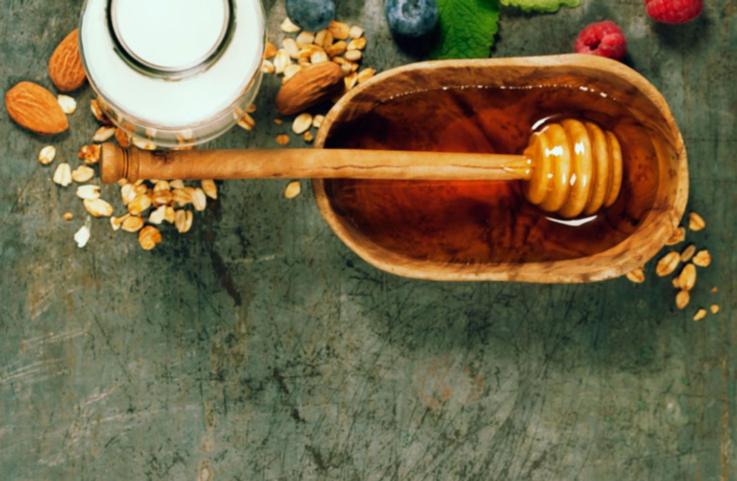 Trị mụn bằng mặt nạ yến mạch