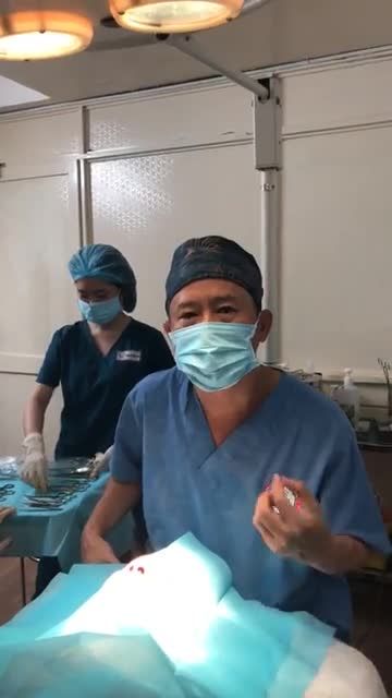 Nâng mũi có bọc sụn đầu mũi