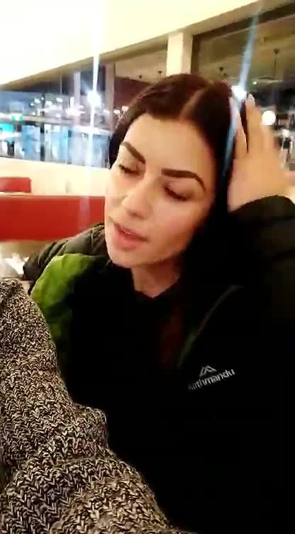 Khách hàng sau 1 tháng nâng mũi