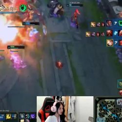 STREAMER LINH NGỌC ĐÀM TỰ TIN TỎA SÁNG SAU KHI SỞ HỮU NỤ CƯỜI MỚI