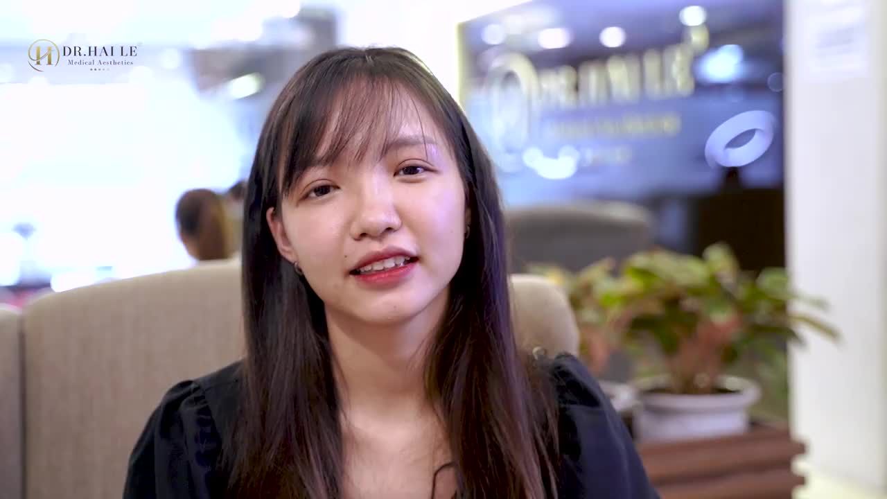 Hối hận vì đã không đến Dr.Hải Lê cắt mí sớm hơn là điều mà Nguyễn Thu Trang - 19 tuổi chia sẻ