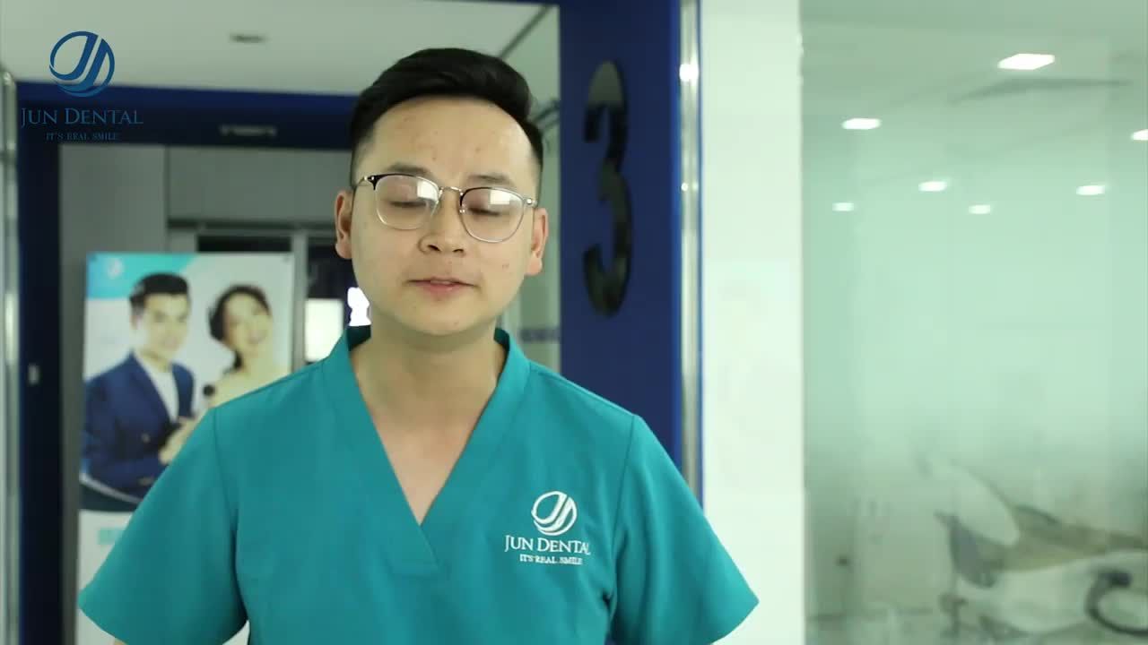 CẬN CẢNH BƯỚC DÁN SỨ MINISH LAMINATE SIÊU MỎNG TẠI JUN DENTAL