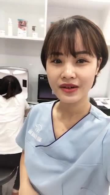 Chiếc gương thần VISIA phản chiếu bản chất của làm da bạn