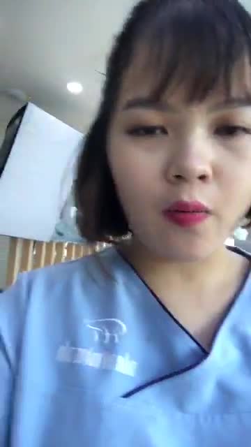 Tìm đến phương pháp bọc răng sứ nhưng sau 1 năm lại phá bỏ. Vì sao?