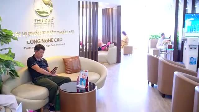 08h11' TRỰC TIẾP KHÁCH HÀNG ĐẾN THU CÚC LÀM ĐẸP TRONG THÁNG NÀY