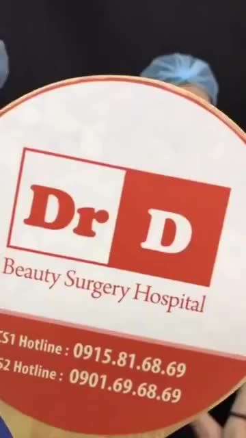 Trước Khi Bước Vào Nâng Mũi Sline Dform tại Thẩm Mỹ DrD