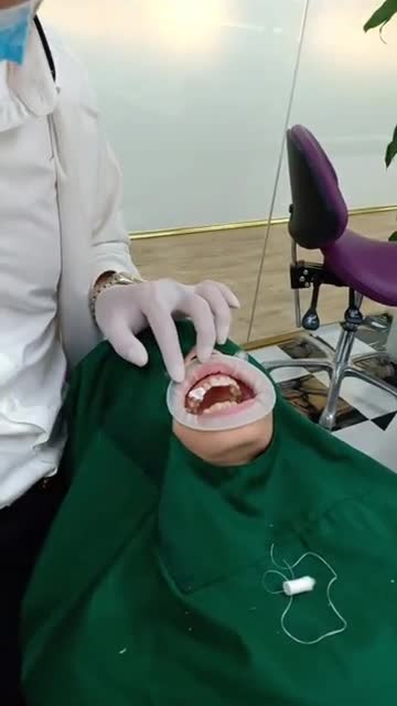 livestream Dán sứ veneer  nhakhoauytin