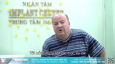 CẤY GHÉP IMPLANT CHO NGƯỜI ĐÀN ÔNG MẤT RĂNG 20 NĂM CHỈ ĂN BẰNG NƯỚU