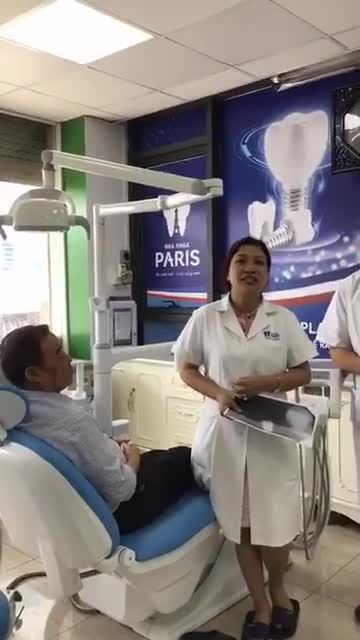 TRỰC TIẾP: CẮM 11 TRỤ IMPLANT PHỤC HÌNH RĂNG MẤT CHO KHÁCH HÀNG 61 TUỔI