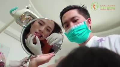 DÁN SỨ VENEER LỰA CHỌN HOÀN HẢO MANG ĐẾN CHO BẠN NỤ CƯỜI ĐẸP.