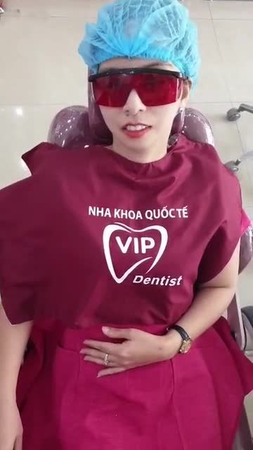 Nụ cười rạng rỡ với 20 răng sứ thẩm mỹ vừa được hoàn thành tại Nha khoa Quốc Tế VIPDENTIST 179 Xã Đàn