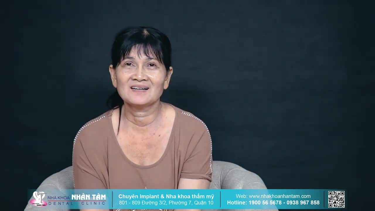 Hữu xạ tự nhiên hương: “Cô search thông tin thấy Nha khoa Nhân Tâm dường như là lớn nhất thành phố nên cô tìm tới”