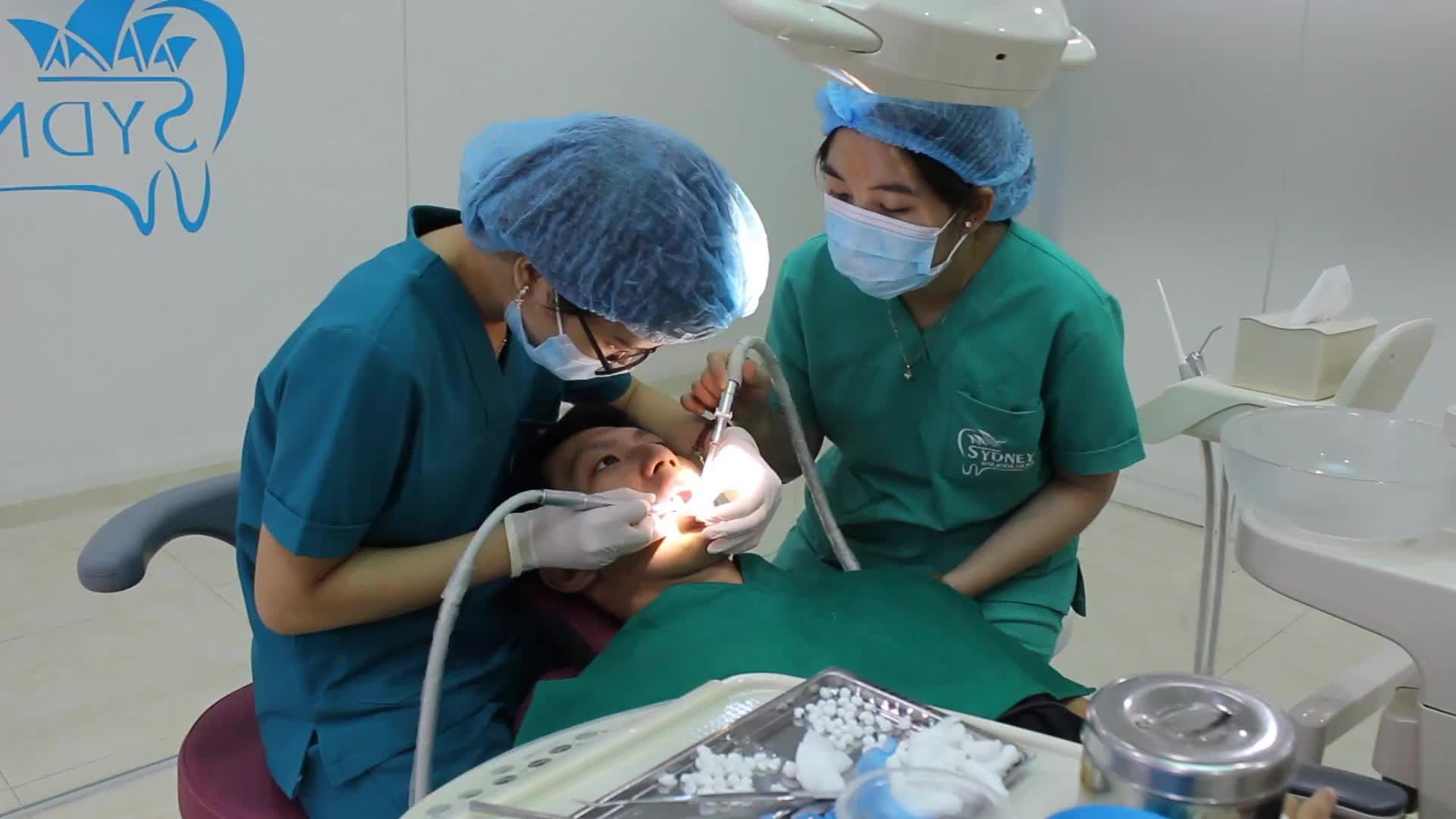 Case tẩy trắng cho bệnh nhân nam Namgi - 26 tuổi đến từ Hàn Quốc. Người thực hiện Bác sĩ Đào Thị Hồng Phương