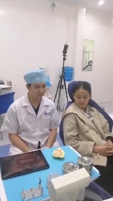 NIỀNG RĂNG ĐÃ THAY ĐỔI NỤ CƯỜI THẾ NÀO