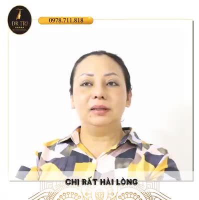 chị khách với những cảm nhận về dịch vụ nâng mũi A Shape và tạo hình mí trên tại Dr Trí