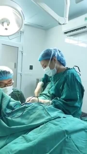 Tân Trang Cô Bé - Giữ Lửa Yêu Thương