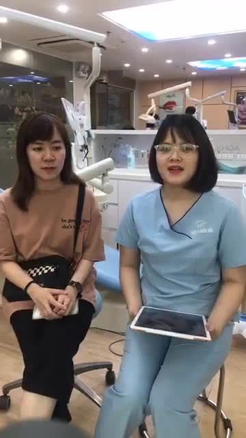 Theo dõi cô gái 20 tuổi đến từ Hà Nội chia sẻ sau khi kết thúc liệu trình niềng răng