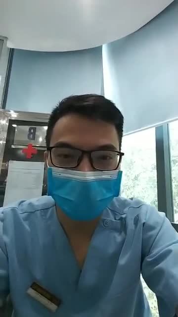 Hút tuyến mồ hôi nách