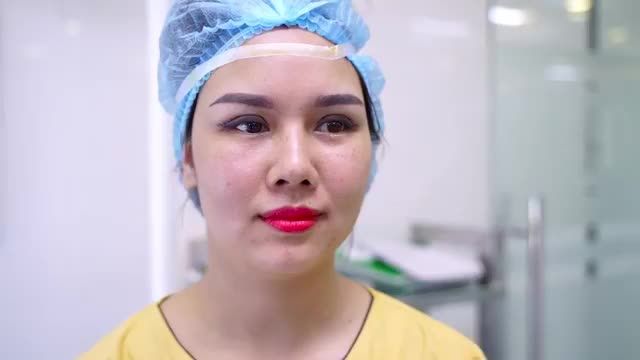 Chị gái xinh đẹp nay còn sắc nét hơn sau khi cắt mí Mani Open Deep 5D tại Dr.Hải Lê