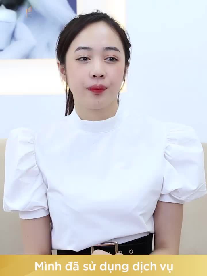 Một khuôn mặt có đẹp đến đâu mà thiếu đi nụ cười tỏa nắng thì cũng không khiến nhan sắc được đưa lên một tầm cao mới.