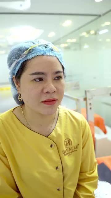 Cùng theo dõi kết quả thay đổi bất ngờ sau khi độn cằm v line tại Dr. Hải lê