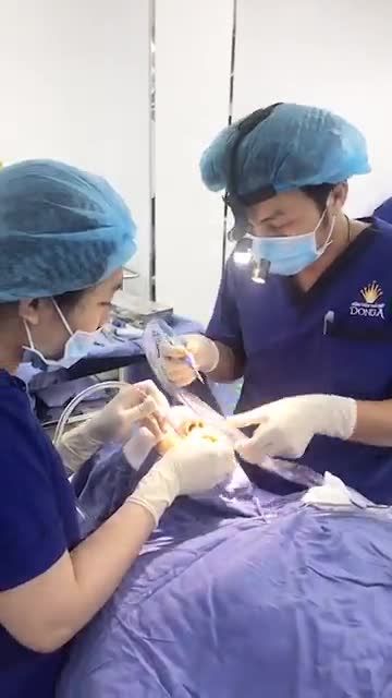Cận cảnh Bác sĩ ĐỘN CẰM
