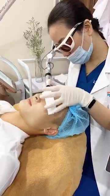 Xoá sạch 90% tàn nhang chỉ sau 1 lần điều trị với công nghệ Laser tại BVTM Kangnam - 190 Trường Chinh Hà Nội
