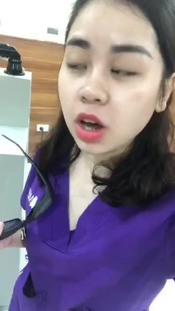 Mời các bạn theo dõi ca điều trị sẹo lồi khủng , kết hợp laser vbeam và tiêm nội tổn thương