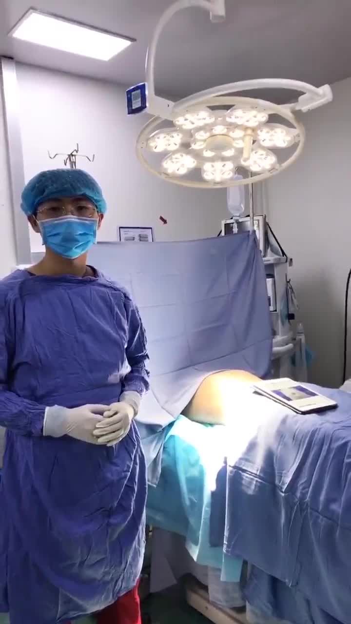 kết quả hút mỡ đẹp mĩ mãn của chị KH sau 2 lần sinh nở