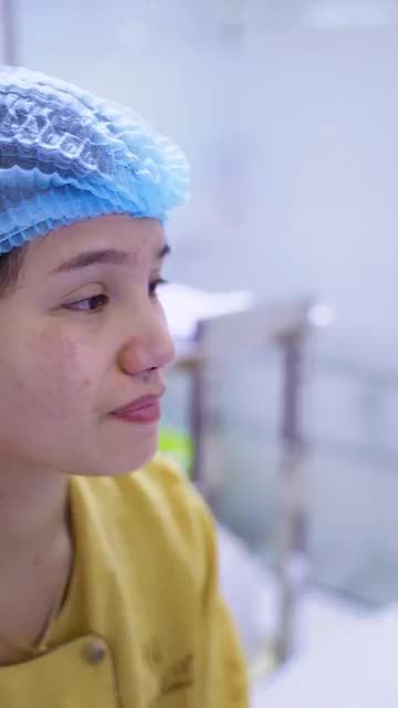 Cùng lắng nghe sự chia sẻ của vị khách đến từ Thanh Hóa sau khi nâng mũi cho vị khách hàng một chiếc mũi mềm mại tự nhiên