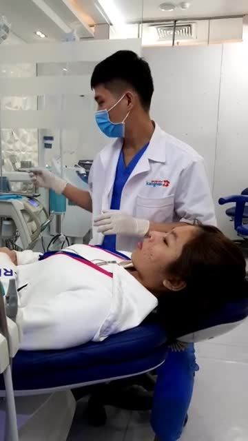 Tẩy trắng răng tại bệnh viện cho nụ cười tự tin