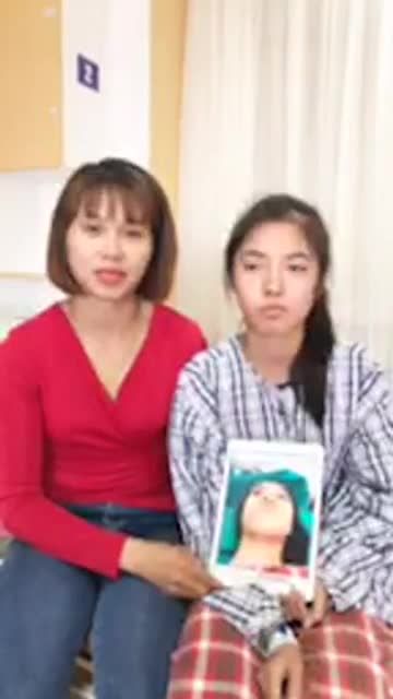 Bsi "nặn" cho cháu cái mũi 4 tháng trước mà giờ nhìn thấy cháu còn không nhận ra.