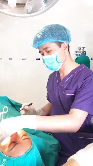 5 phút nhẹ nhàng, không đau là đã có má lúm cực xinh.