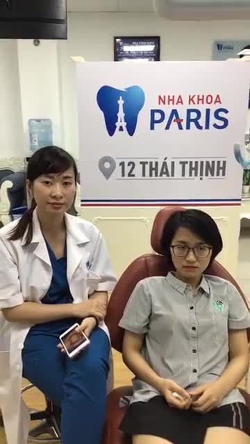 Phạm Thị Mai Hương gắn mắc cài kim loại thường của BS Văn Huyền Giang tại nha khoa Paris chi nhánh 12 Thái Thịnh
