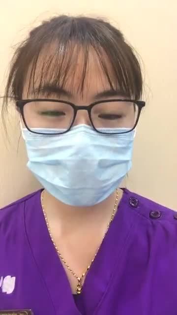 Bác sĩ Tuấn Phong xoá nhăn đuôi mắt khi cười bằng BOTOX chính hãng cho chị KH xinh đẹp đến từ Hà Nội.