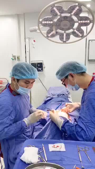 Quá trình cắt mí tại BVTM Kangnam - nữ khách hàng thay đổi đổi ngỡ ngàng