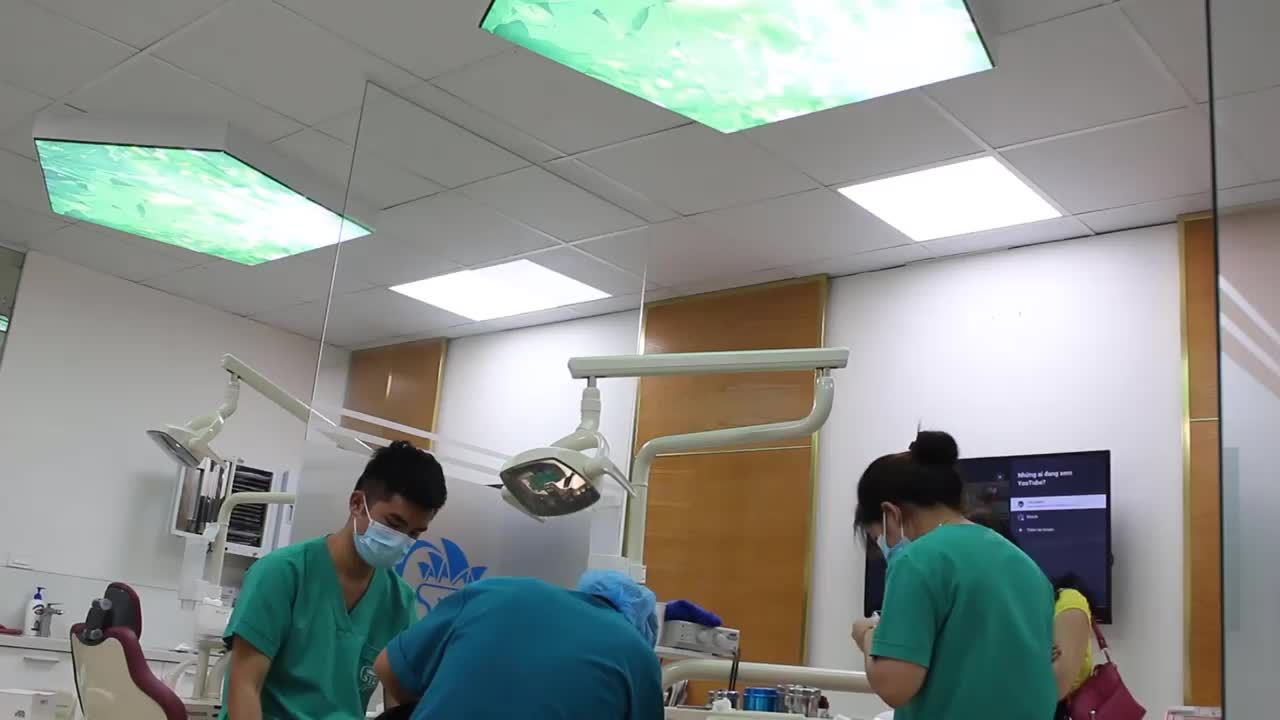 Case gắn mắc cài sứ cho bệnh nhân N. L.T. H - 8 tuổi ở Mỹ Đình - Hà Nội