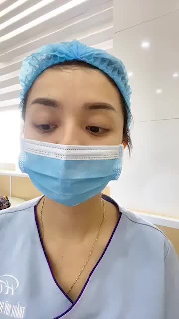 Bụng gọn eo thon sau 2 tháng phẫu thuật.
