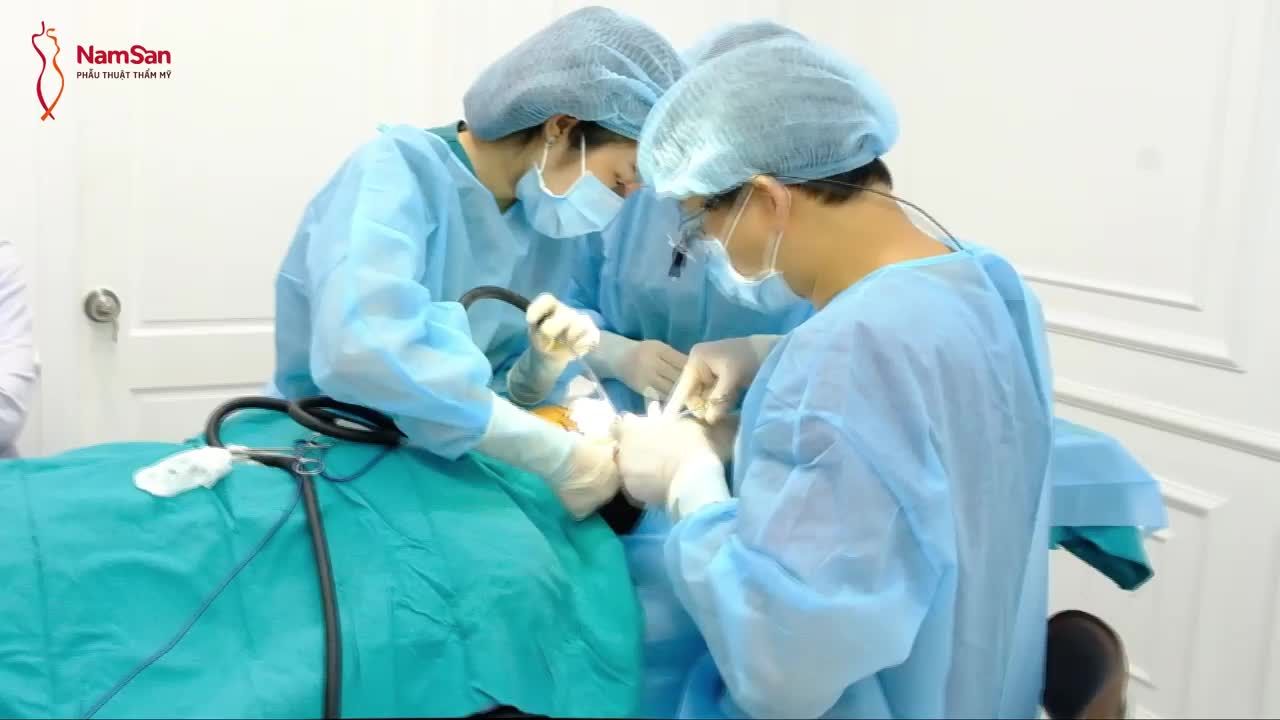 KHÁCH HÀNG HỎI, BÁC SĨ TRẢ LỜI