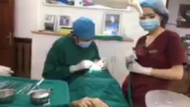 Phẫu thuật cười hở lợi cho chị Sim đến từ Bắc Kan